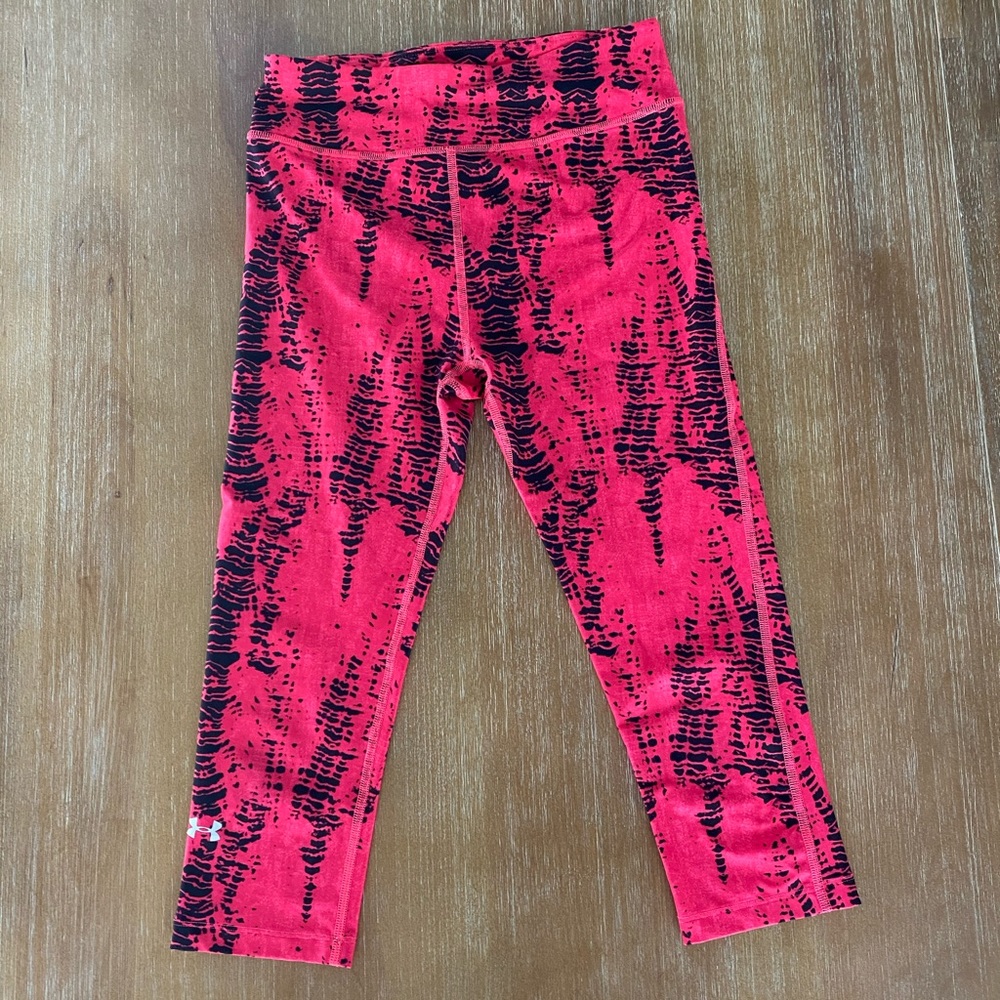 UNDER ARMOUR - Pink + Black Capri leggings - Small
